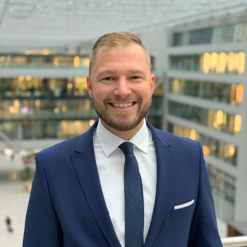  Adrian Berger